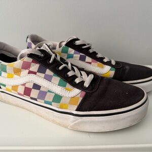 Vans Old Skool Rainbow Checkered Women’s Size 9